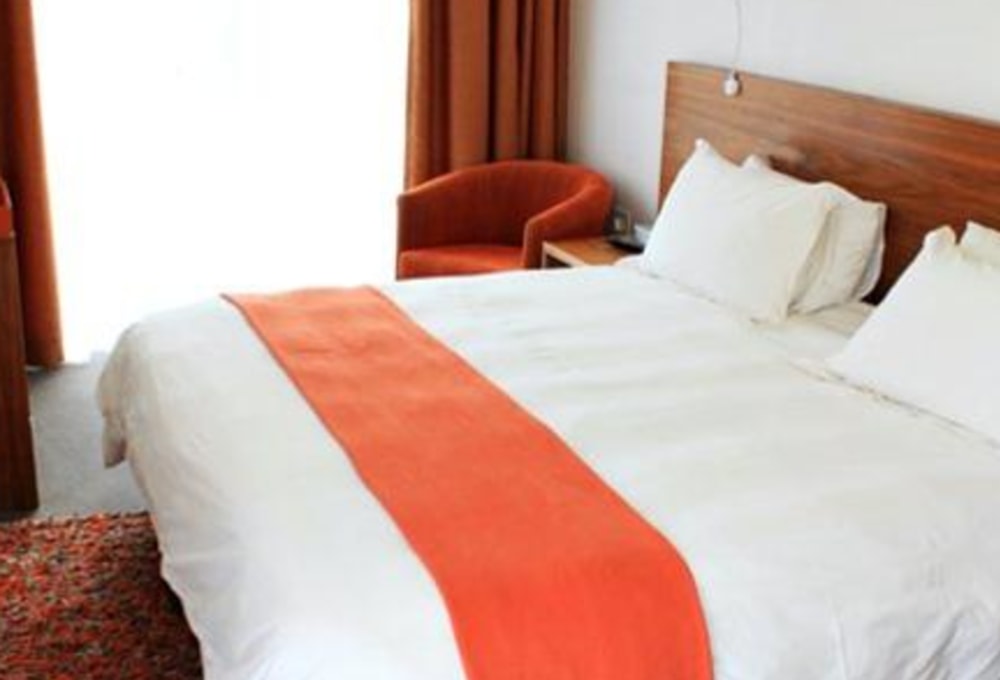 Golden Gate Hotel and Chalets